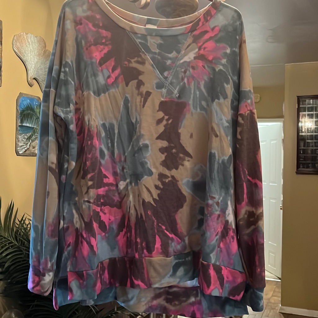 Brand New Sew In Love By PolyesterRayon Size L